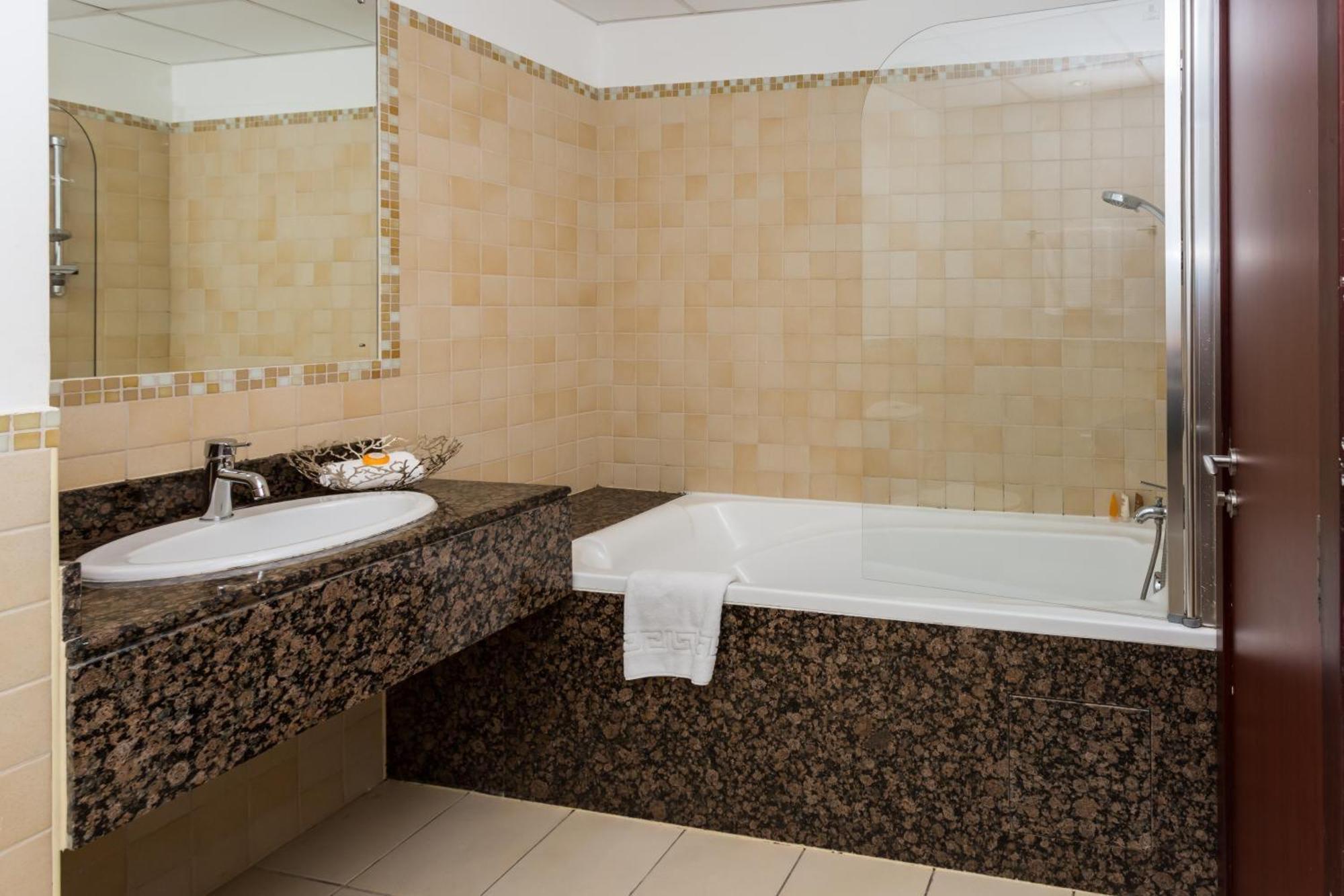 Apartment Cozy With Sea View, Rimal, Jbr Dubai